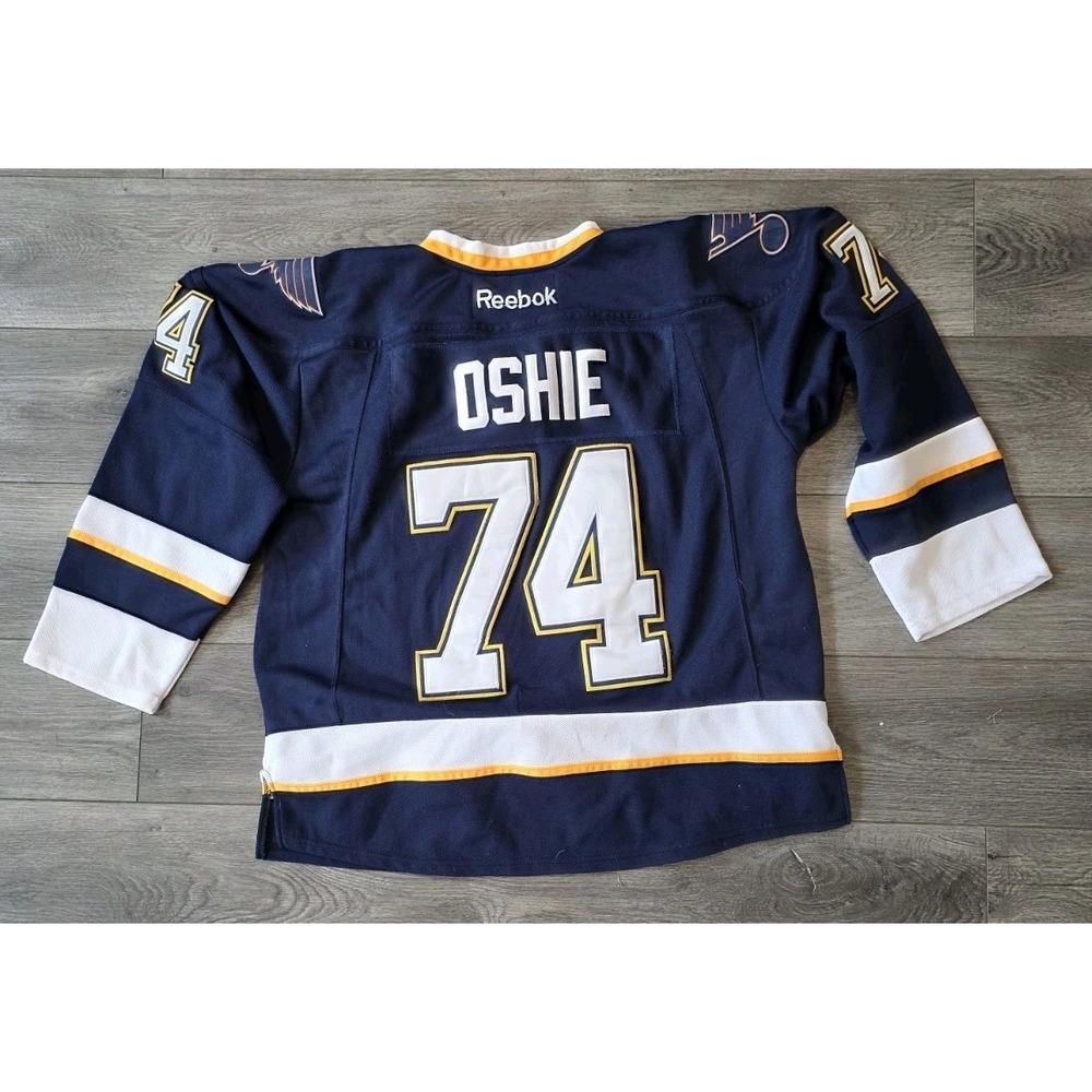 RARE Oshie 74 St. Lois Blues Rookie Jersey 50 Made In Canada Inside Elastic Snap - Picture 7 of 9